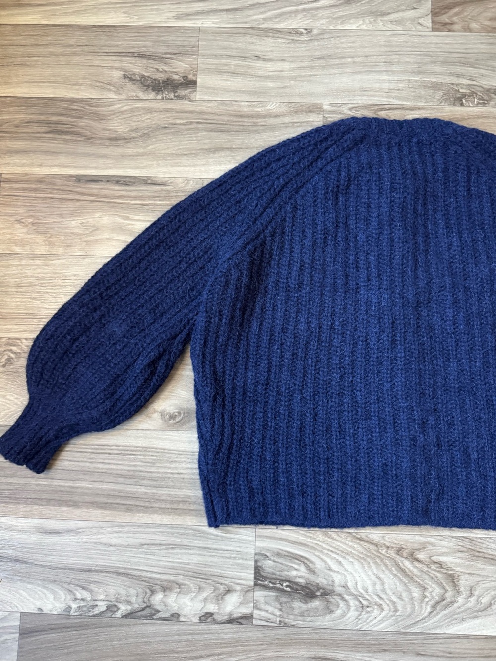 Sezane Emile Cardigan in Navy Size Medium - Picture 12 of 13